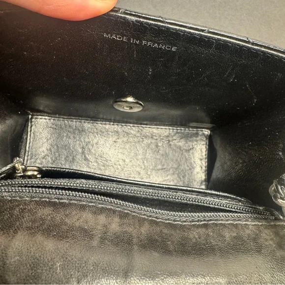Chanel Vintage Glossy Black Quilted Mini Bag - Picture 8 of 12